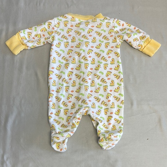 Cozy Yellow and White Giraffe Print Footie One Piece - Picture 4 of 4